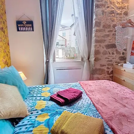 Les Glycines Oloron-Sainte-Marie