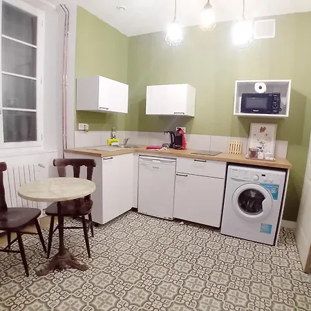 Les Glycines 3* 欧洛圣马里