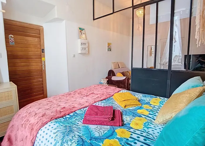 Les Glycines 3* Oloron-Sainte-Marie