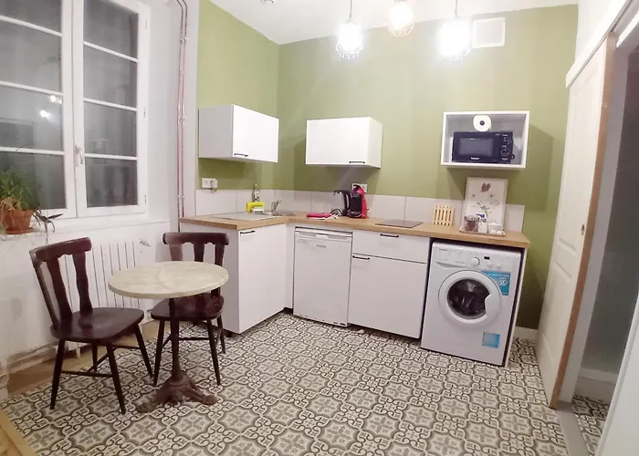 Les Glycines 3* Oloron-Sainte-Marie